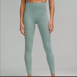 Lululemon Wunder Under leggings